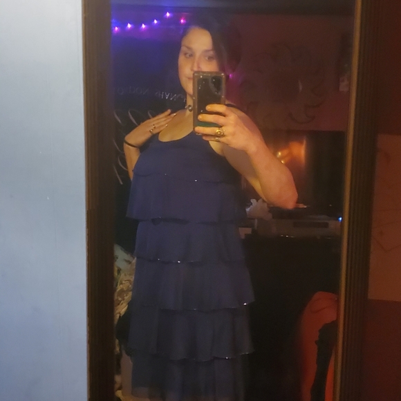 Gorgeous tiered dress with sequence detail - Picture 4 of 5